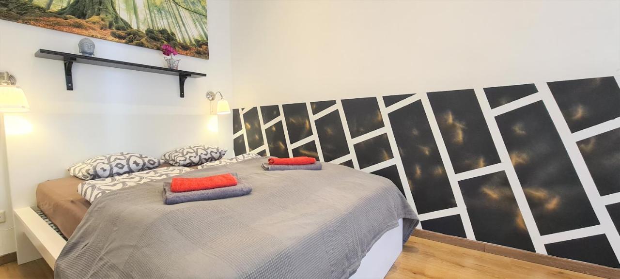 Wiener Buddha Style Flat With Inner Garden- Marzstrasse City Apartments ภายนอก รูปภาพ